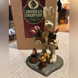 American Chestnut FolkArt AM1012 Bunny Holding Pots of Tulips